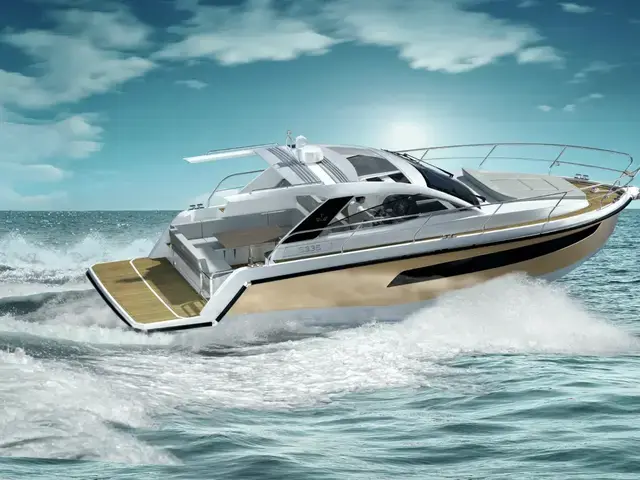 Sealine S335
