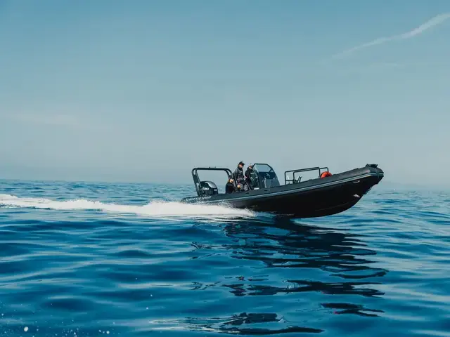 Highfield Patrol 860