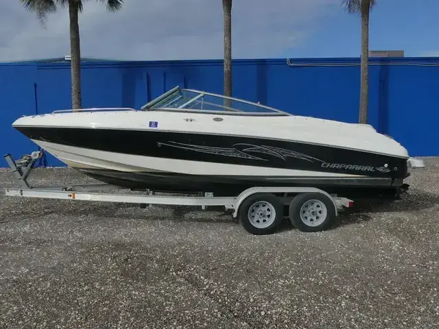 Chaparral 220 SSI